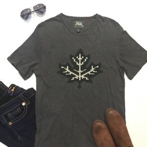 Men’s ROOTS CANADA Maple Leaf T Shirt size XS